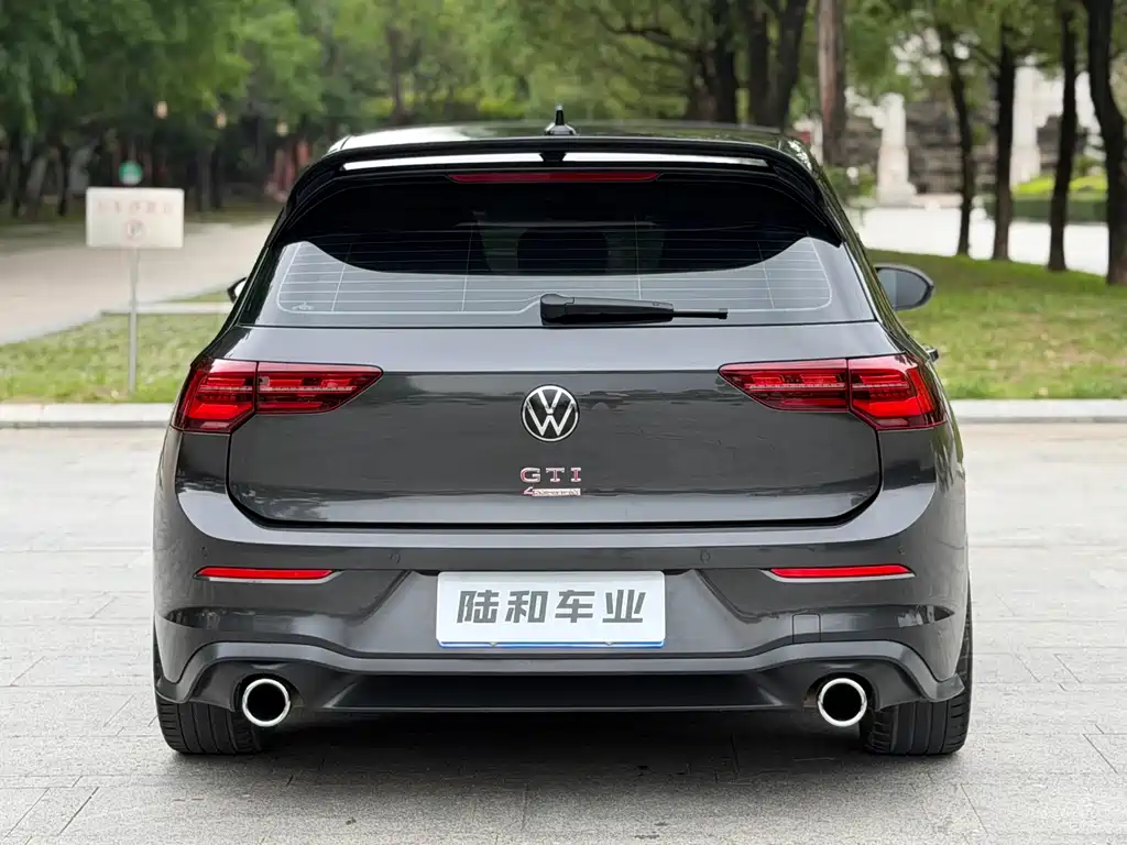 Volkswagen Golf GTI — фото 5