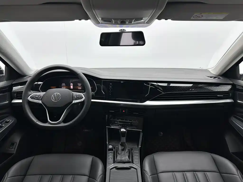 Volkswagen Passat — фото 7