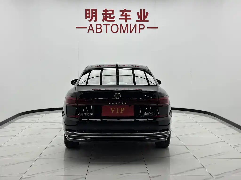 Volkswagen Passat — фото 10