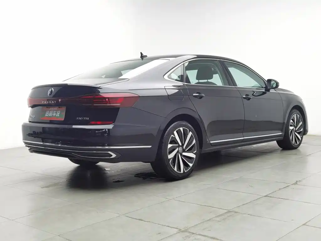 Volkswagen Passat — фото 2