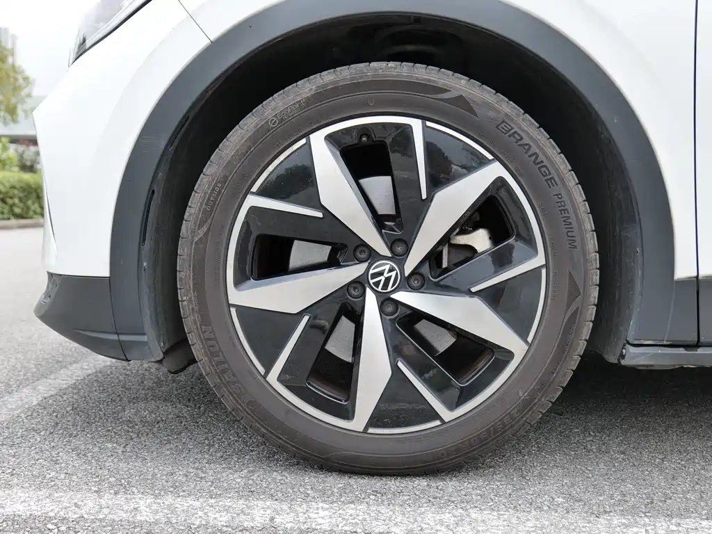 Volkswagen ID.4 Crozz — фото 17
