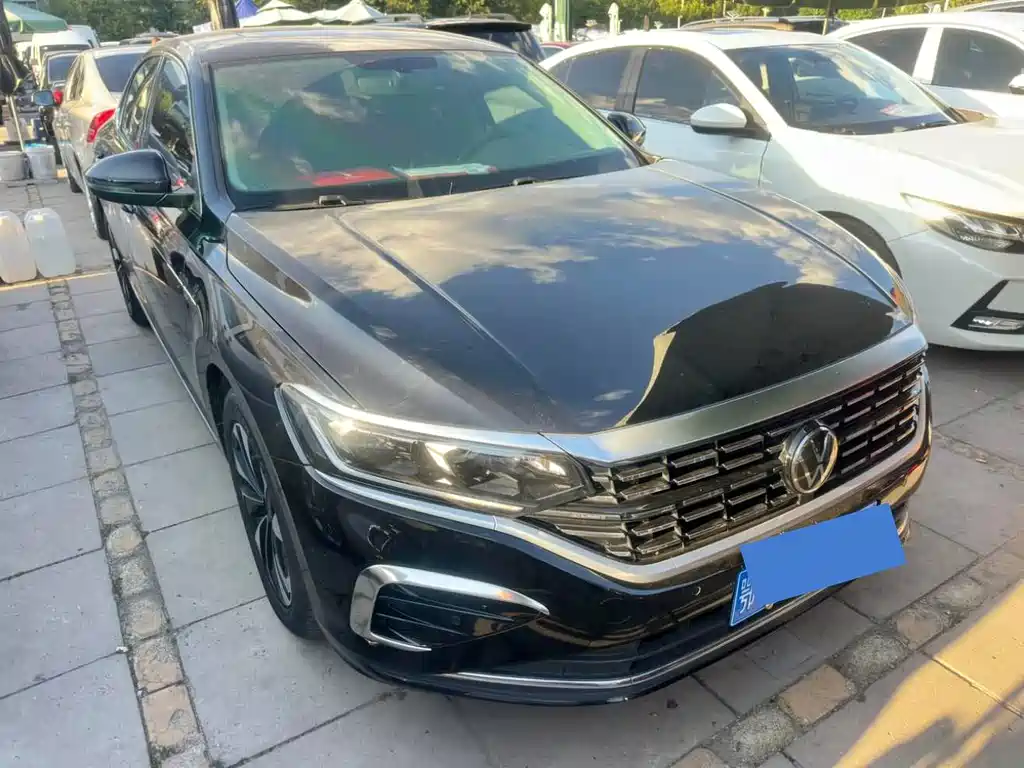 Volkswagen Passat — фото 3
