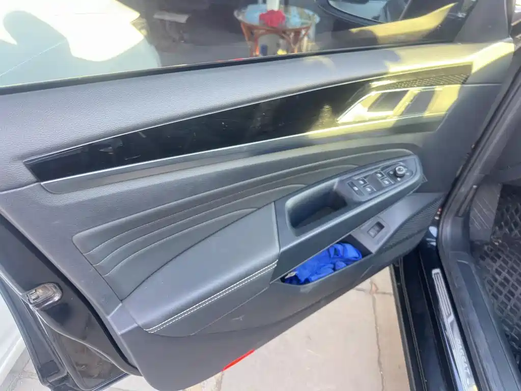 Volkswagen Passat — фото 10