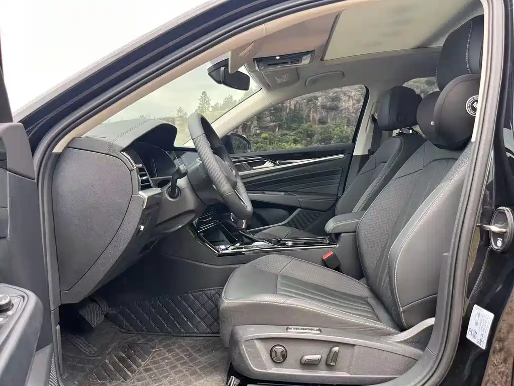 Volkswagen Passat — фото 4