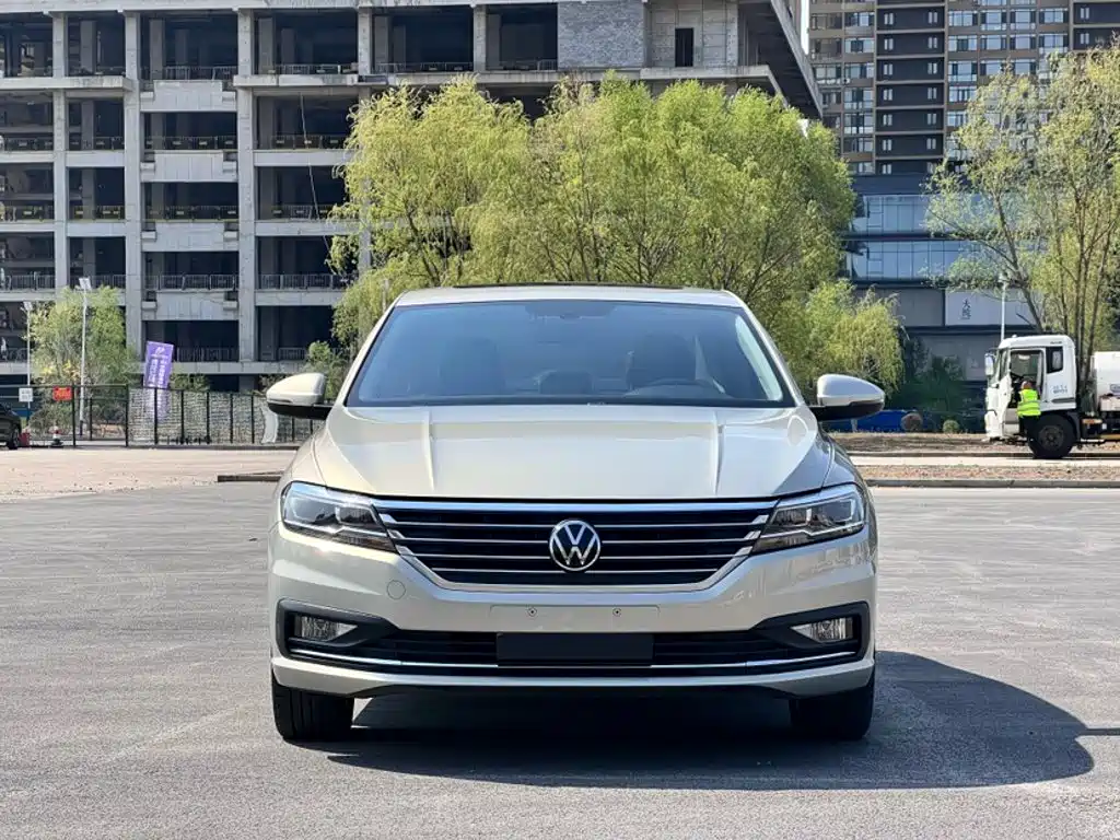 Volkswagen Lavida — фото 7