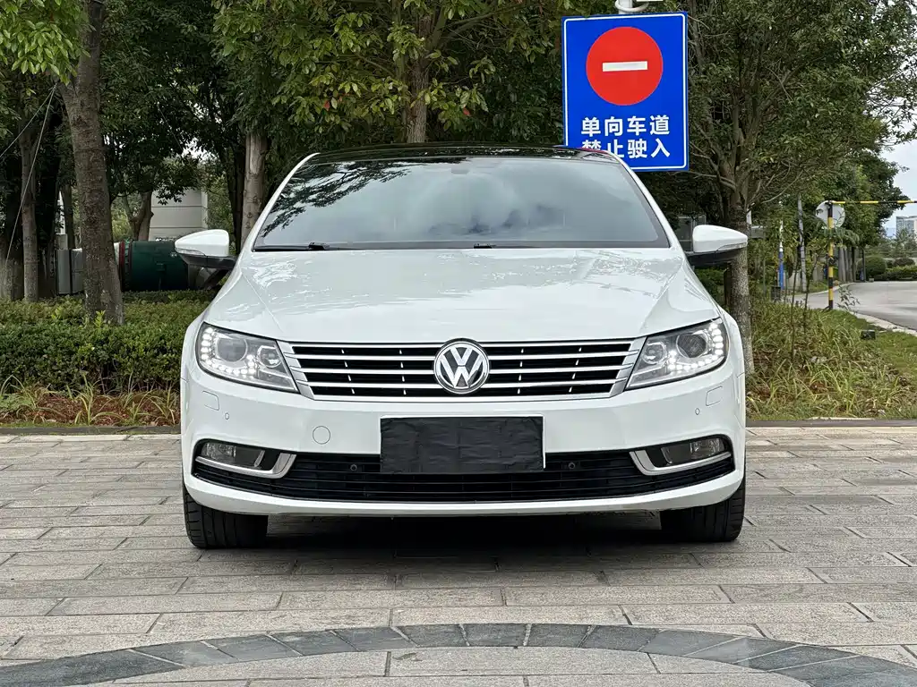 Volkswagen CC — фото 2