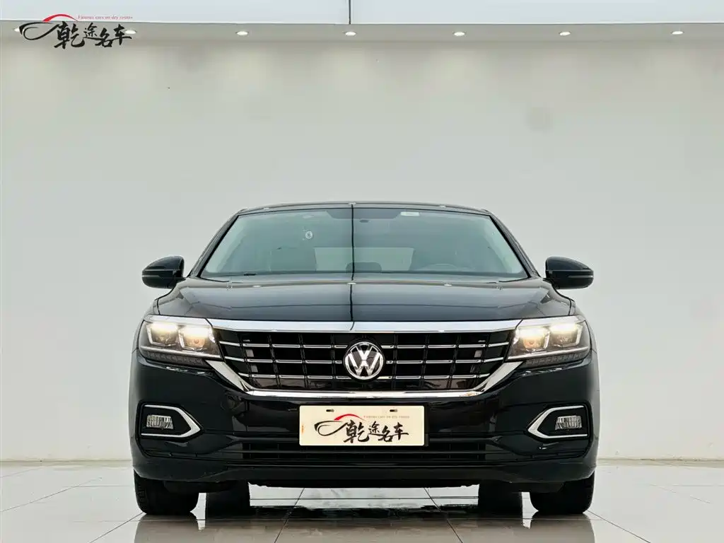 Volkswagen Passat — фото 2