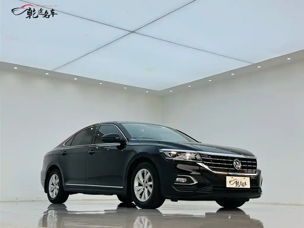 Volkswagen Passat — фото 3