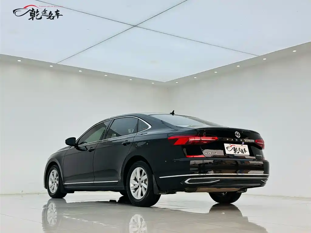 Volkswagen Passat — фото 5