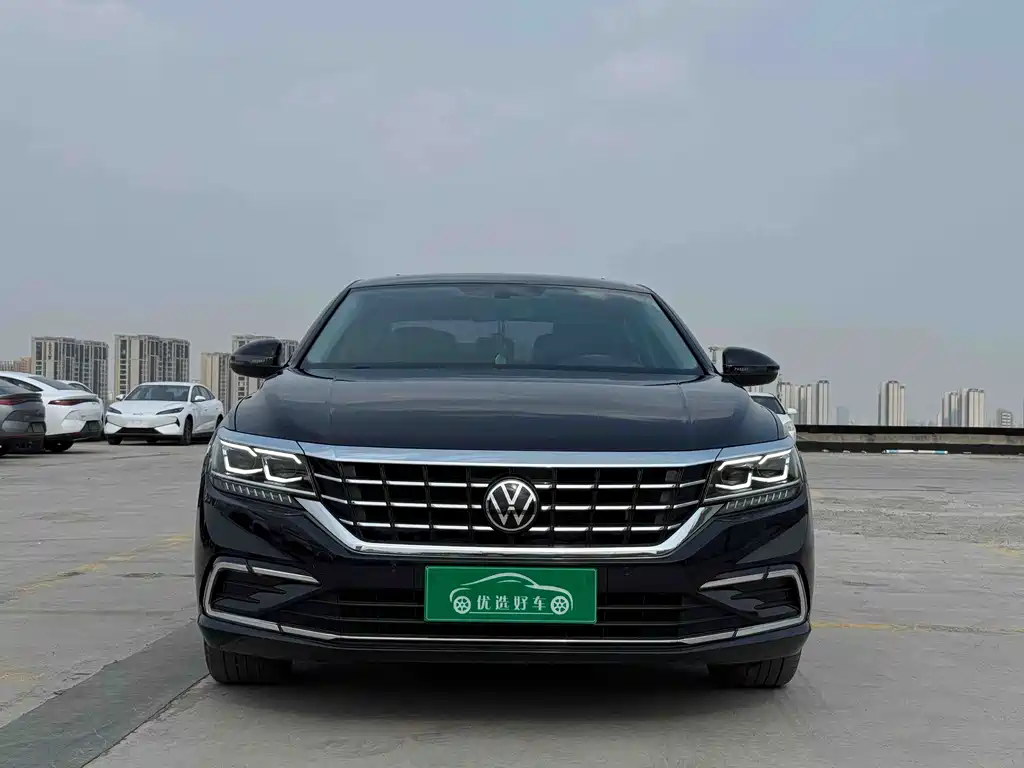 Volkswagen Passat — фото 2