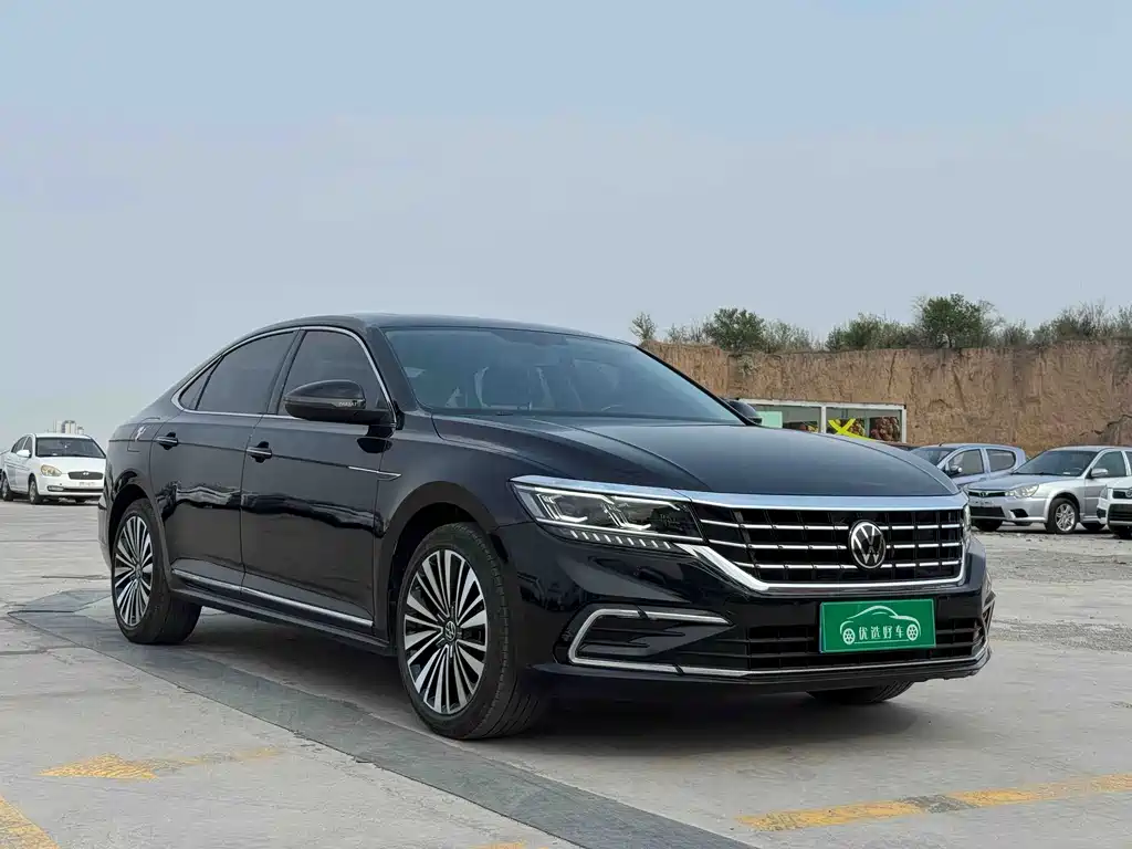 Volkswagen Passat — фото 3