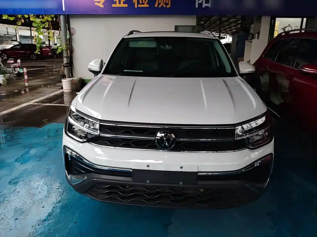 Volkswagen Tharu — фото 3