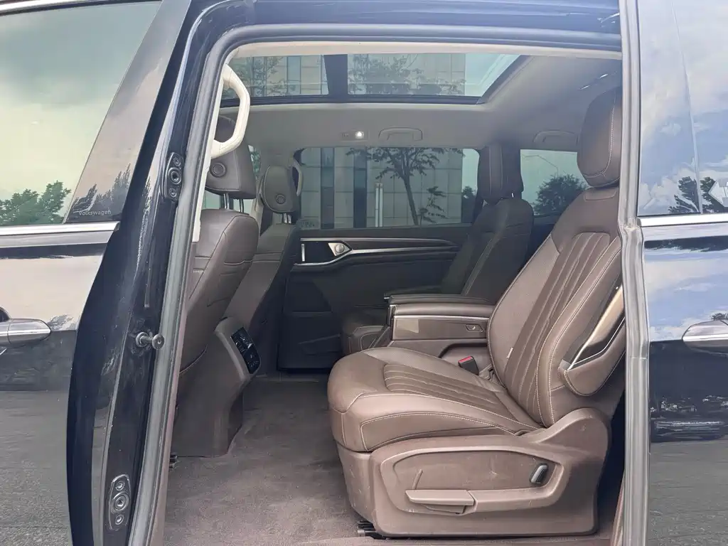 Volkswagen Viloran — фото 8