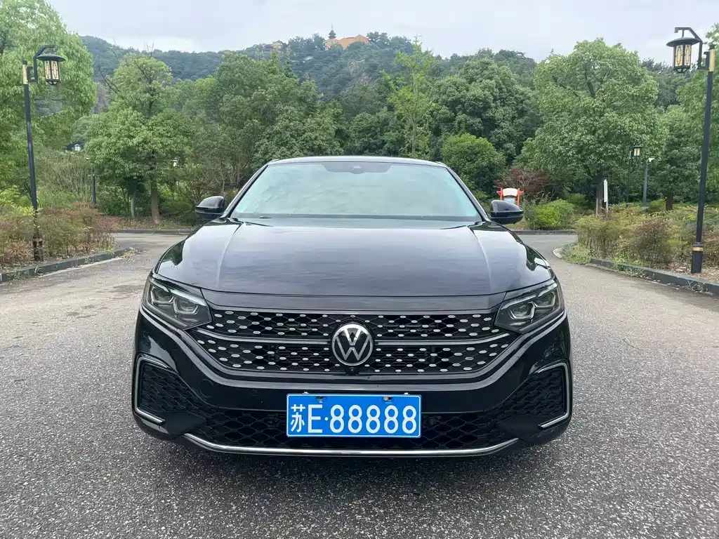 Volkswagen Passat — фото 2