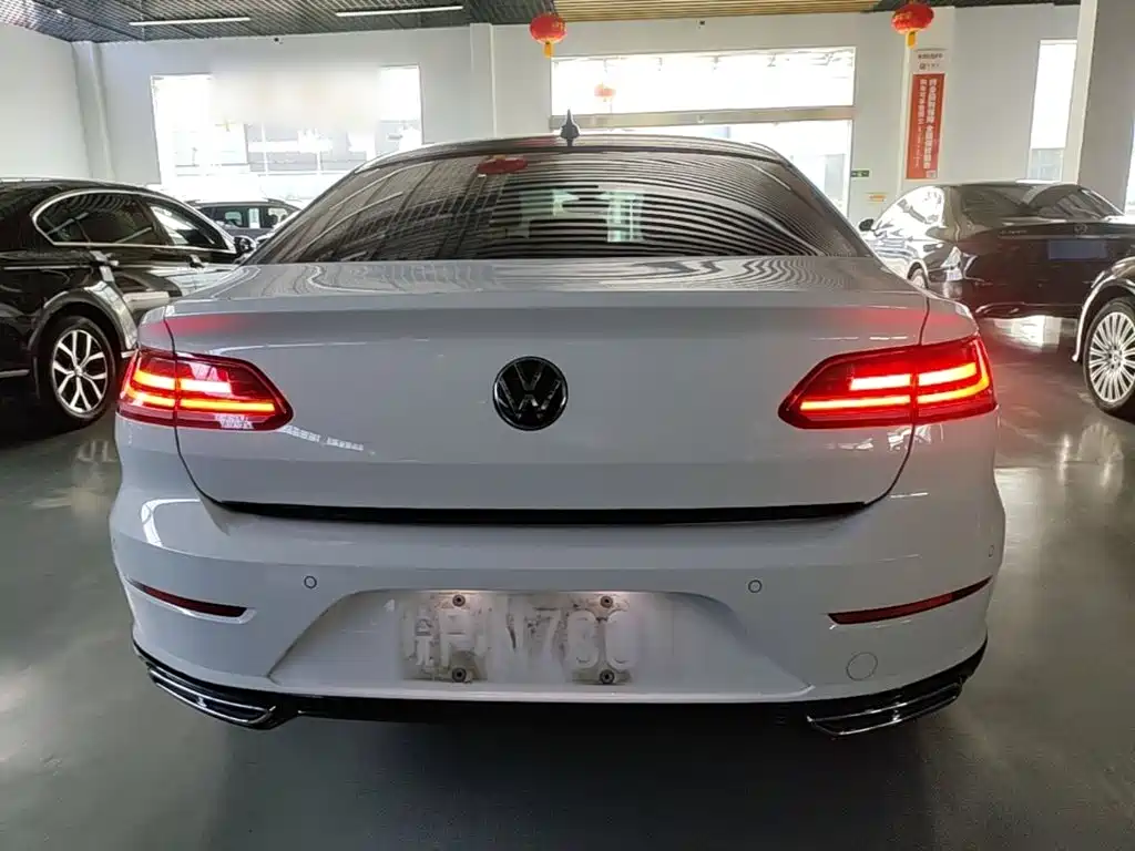 Volkswagen CC — фото 6