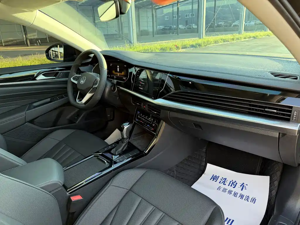 Volkswagen Passat — фото 11