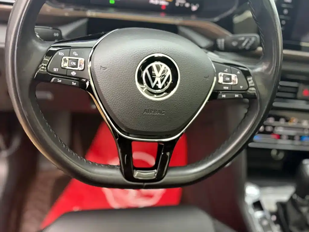 Volkswagen Tharu — фото 9