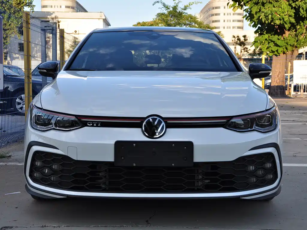 Volkswagen Golf GTI — фото 2