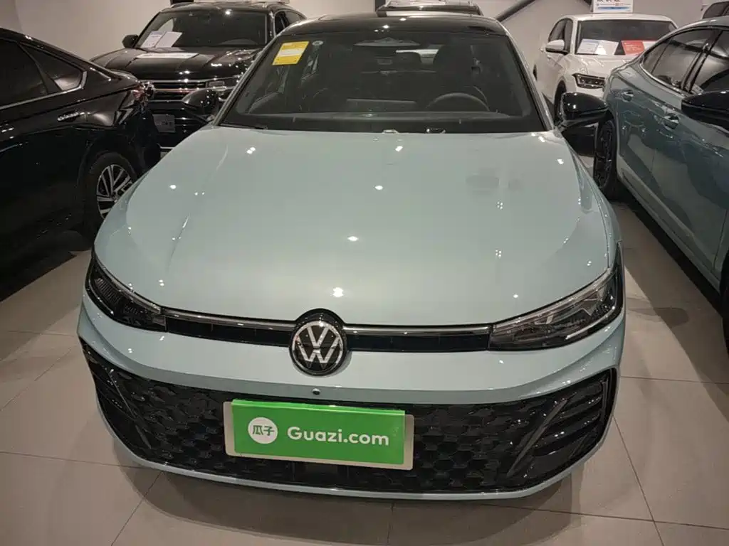 Volkswagen Passat — фото 3