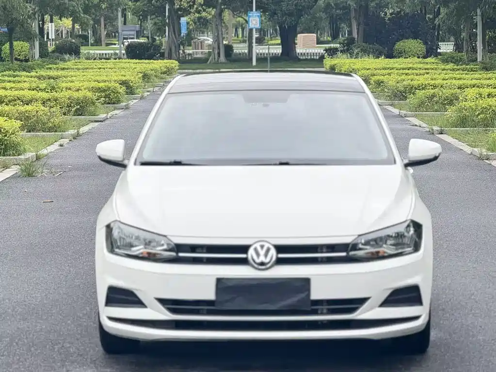 Volkswagen Polo — фото 2