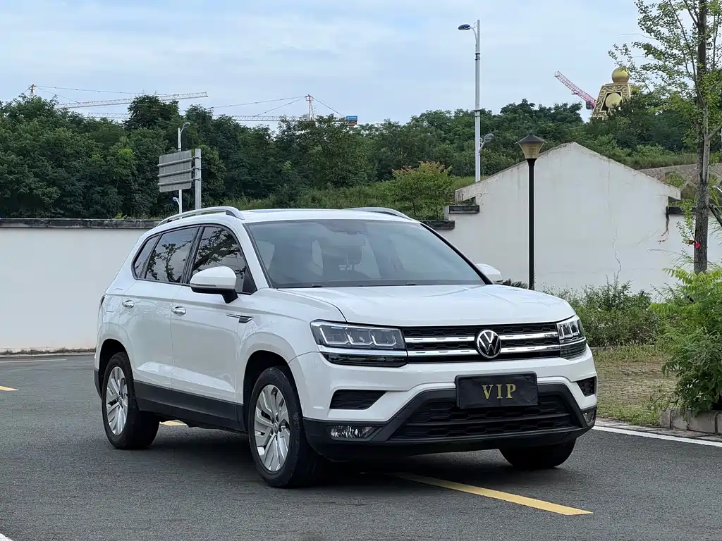 Volkswagen Tharu — фото 3