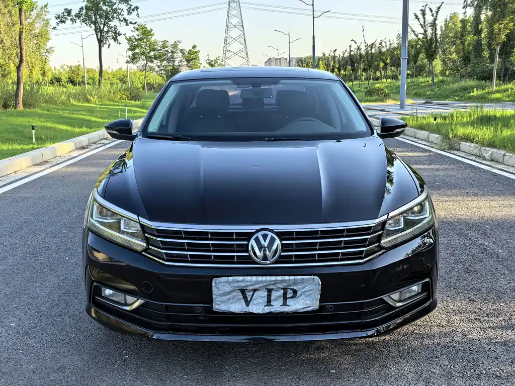 Volkswagen Passat — фото 2