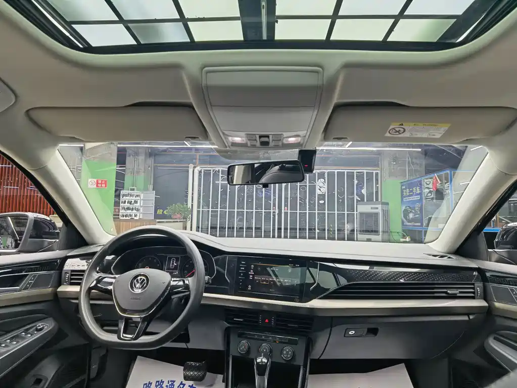 Volkswagen Passat — фото 7