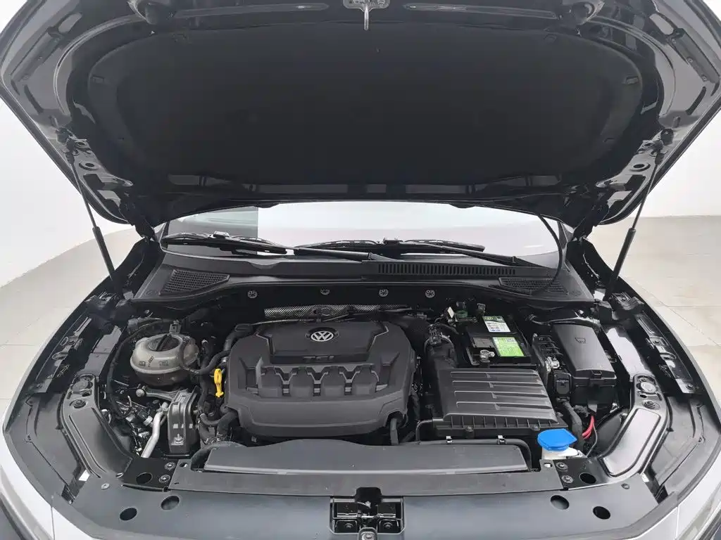 Volkswagen Passat — фото 6