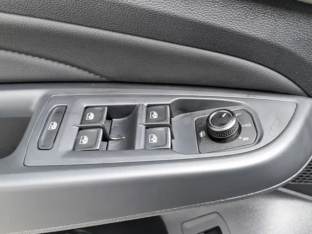 Volkswagen Passat — фото 9