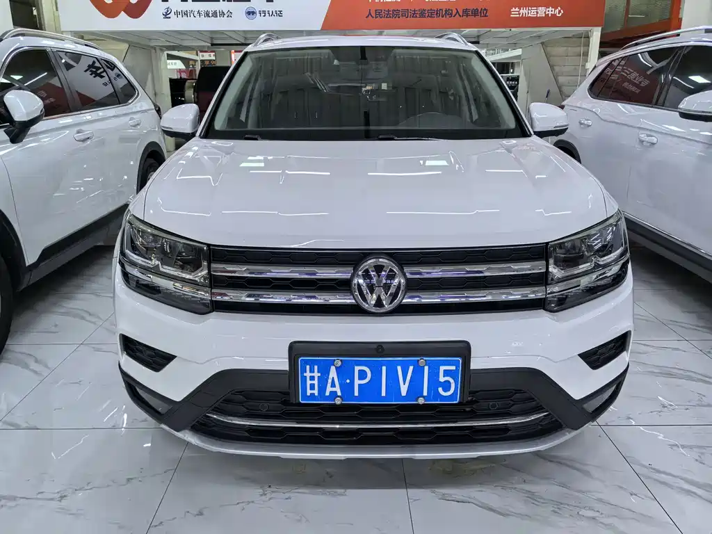 Volkswagen Tharu — фото 2