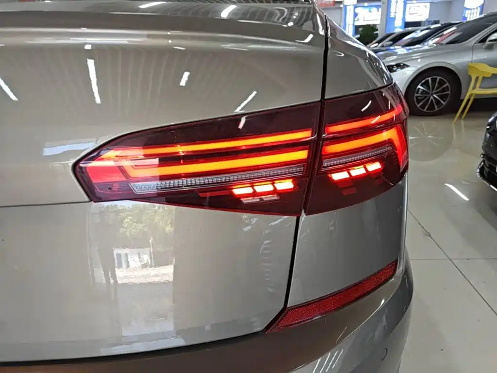 Volkswagen Passat — фото 8