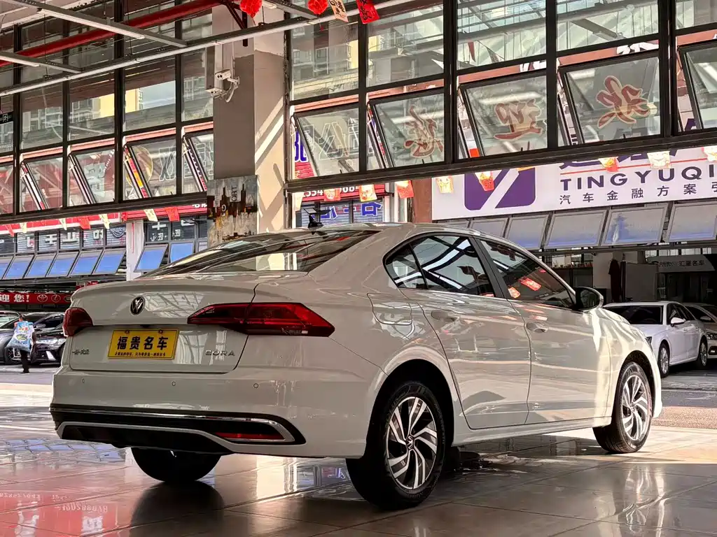 Volkswagen Bora — фото 7