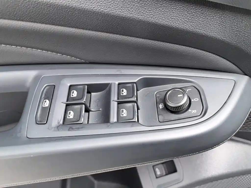 Volkswagen Passat — фото 9