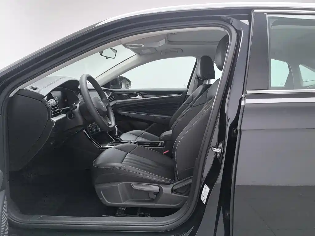 Volkswagen Passat — фото 10