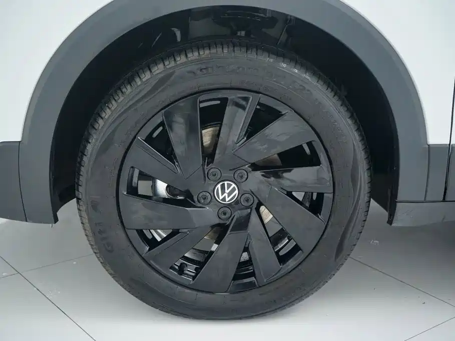 Volkswagen Tharu — фото 22