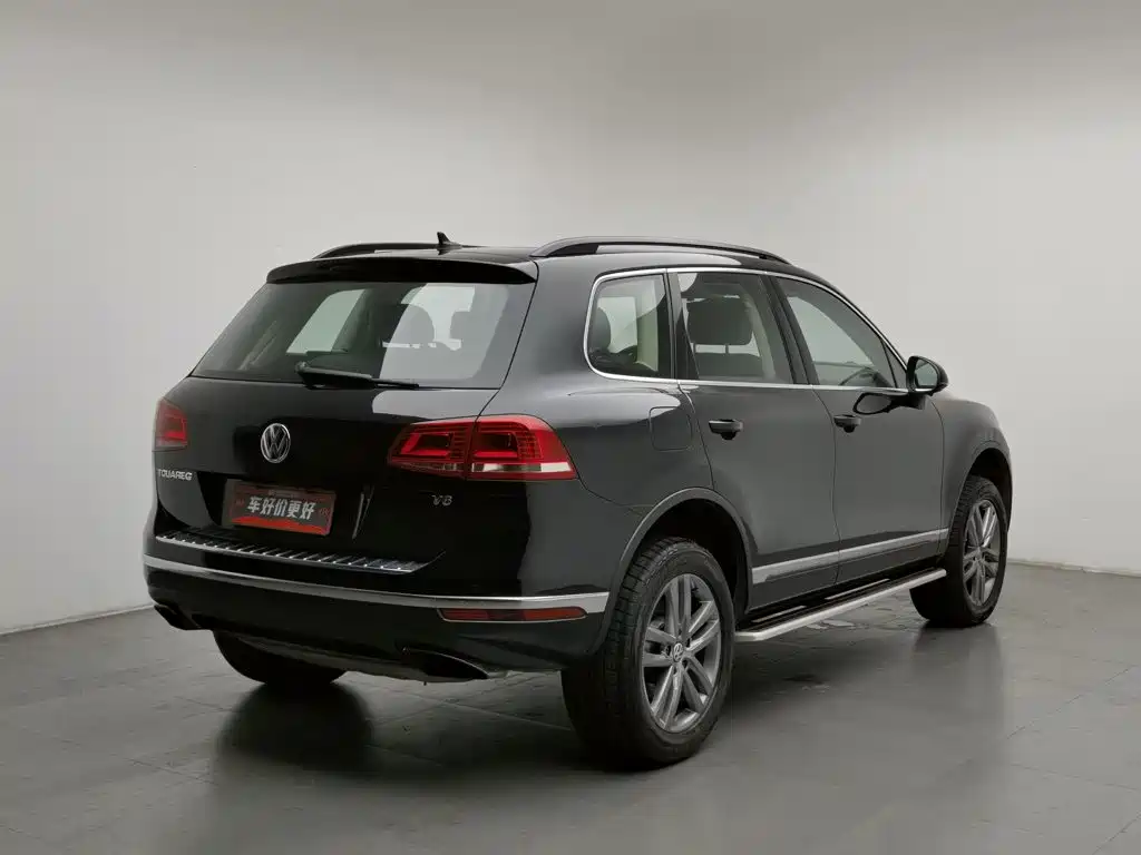Volkswagen Touareg — фото 2