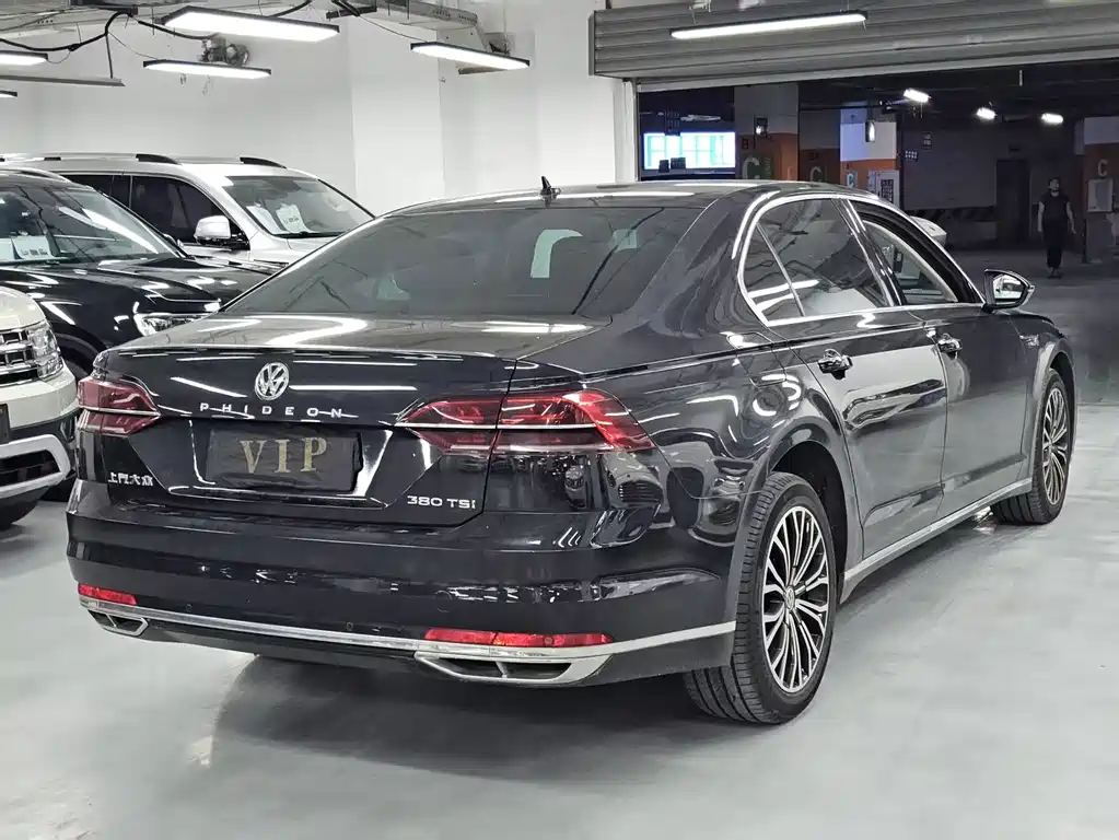 Volkswagen Phideon — фото 4