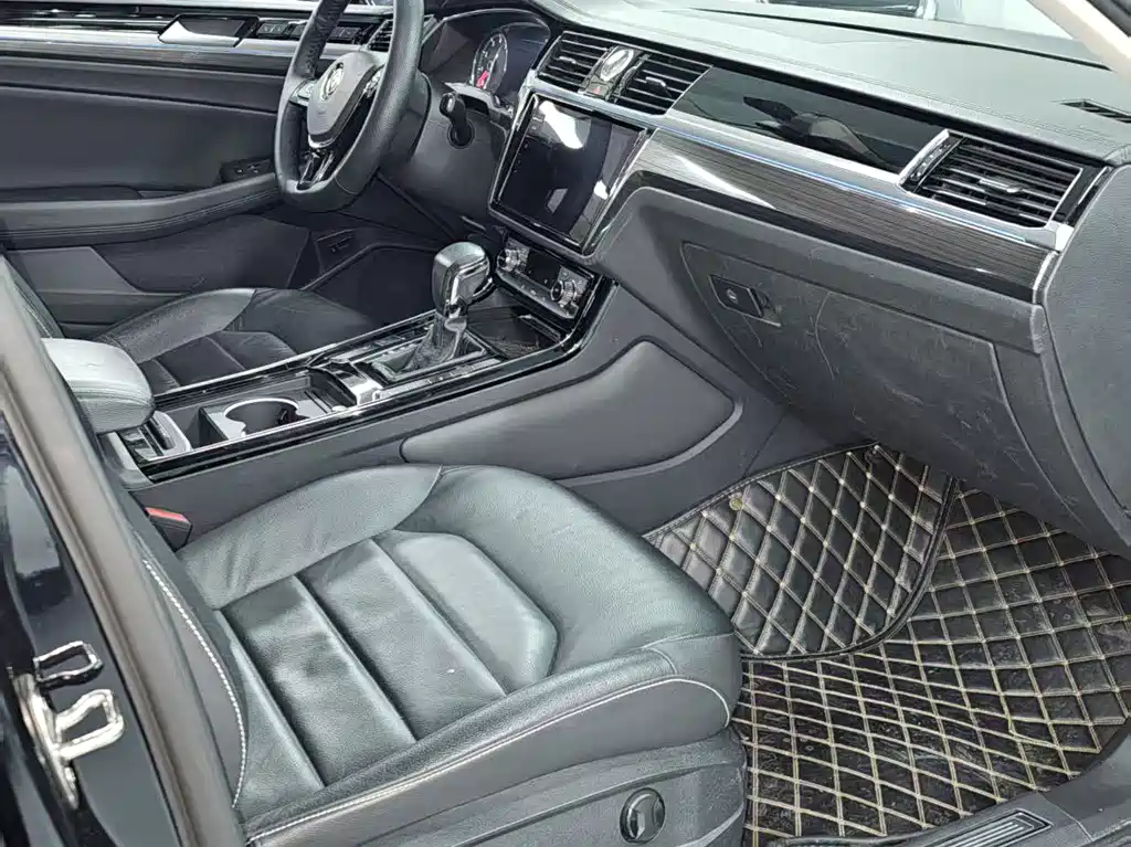 Volkswagen Phideon — фото 8