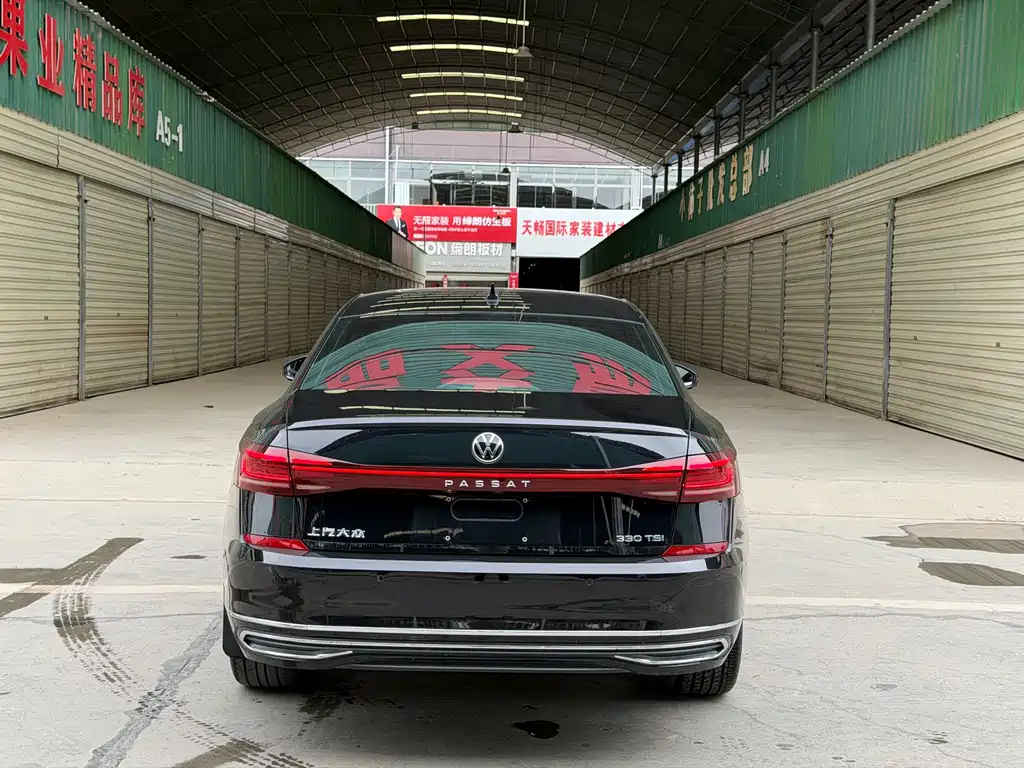 Volkswagen Passat — фото 5
