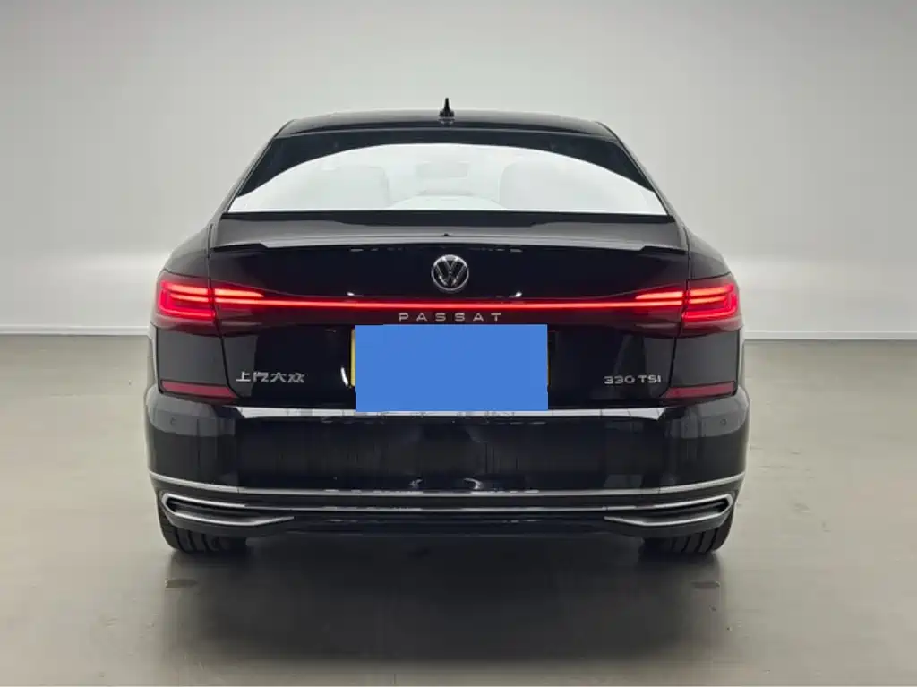 Volkswagen Passat — фото 4
