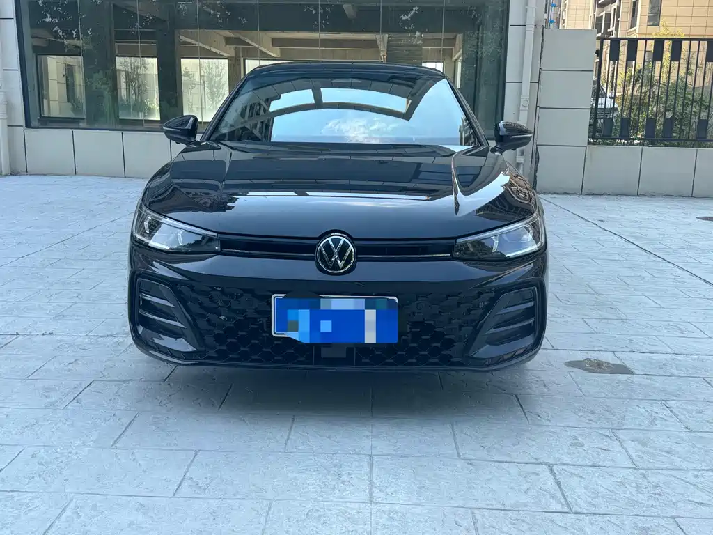 Volkswagen Passat — фото 2