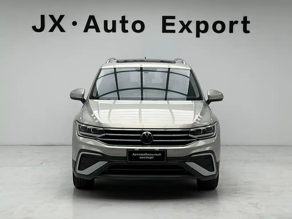 Volkswagen Tiguan L — фото 2