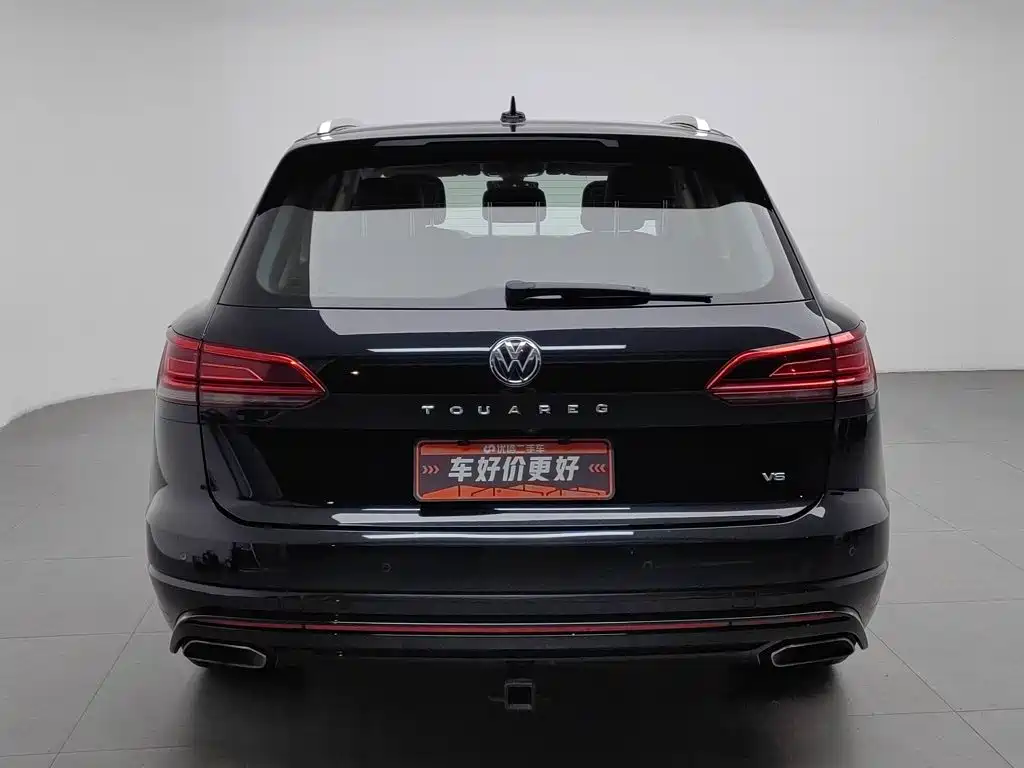 Volkswagen Touareg — фото 4
