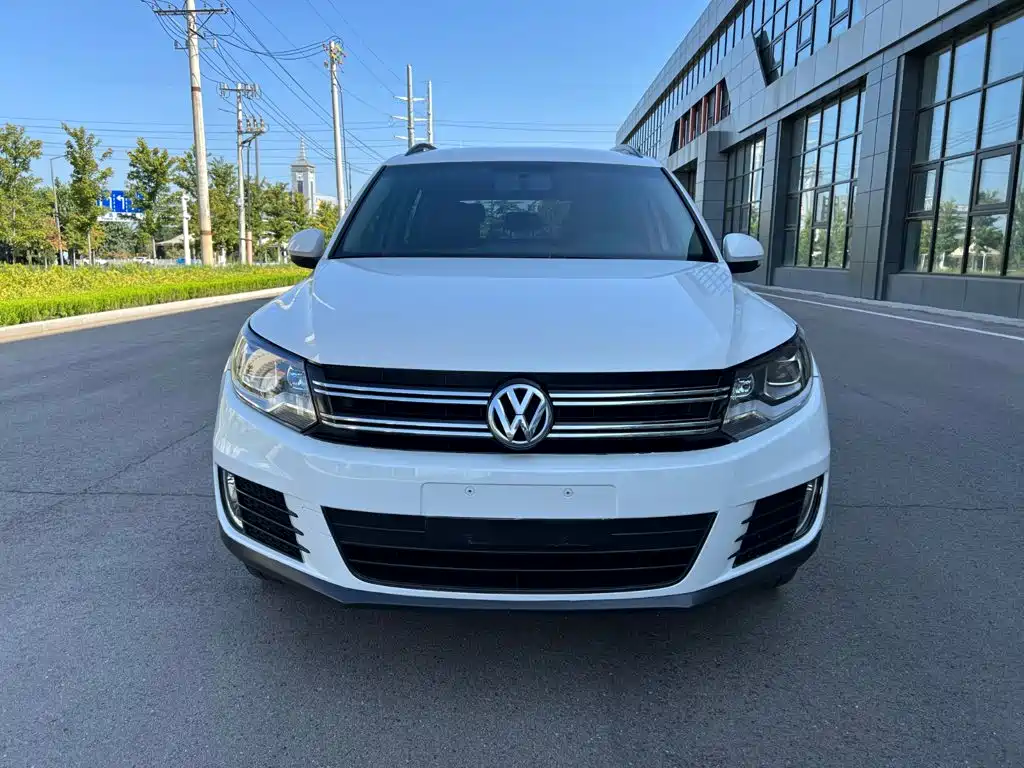 Volkswagen Tiguan — фото 2