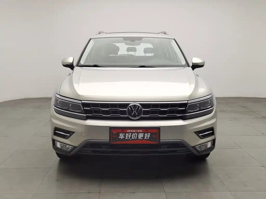 Volkswagen Tiguan L — фото 3