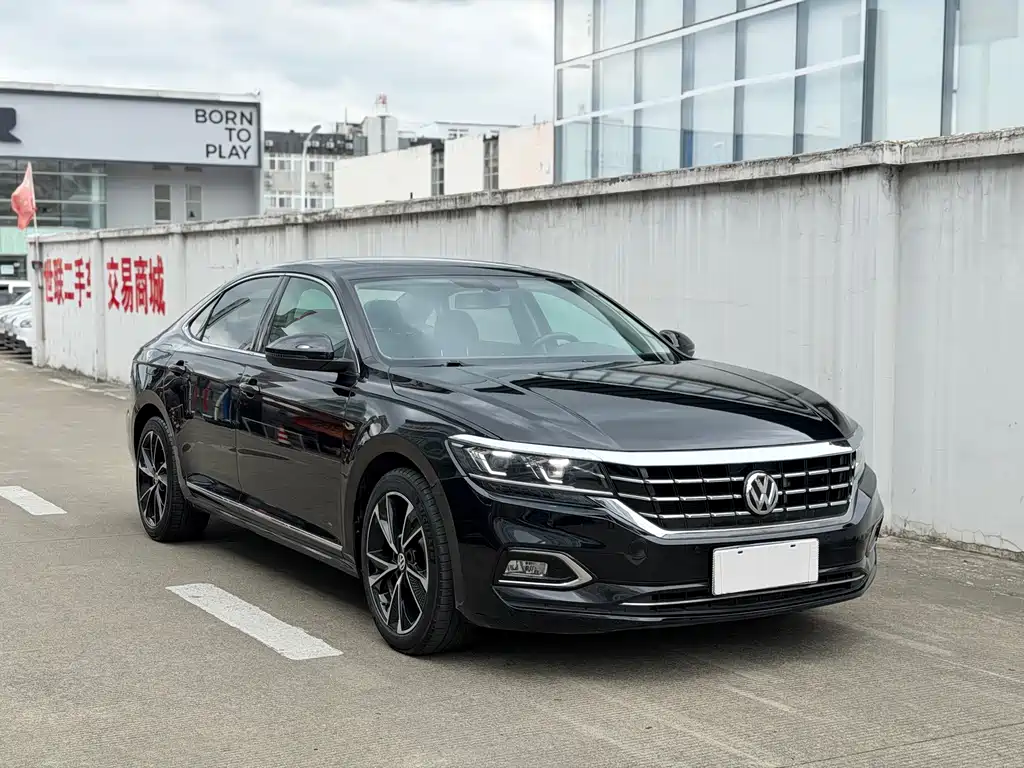Volkswagen Passat — фото 3