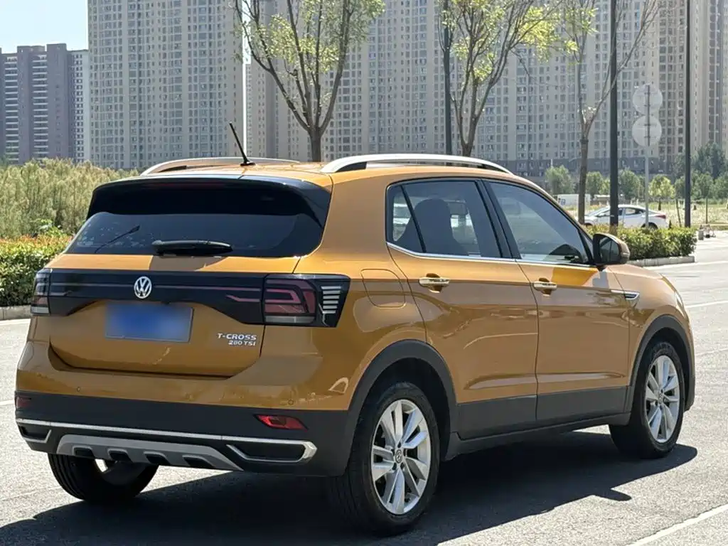 Volkswagen T-Cross — фото 6