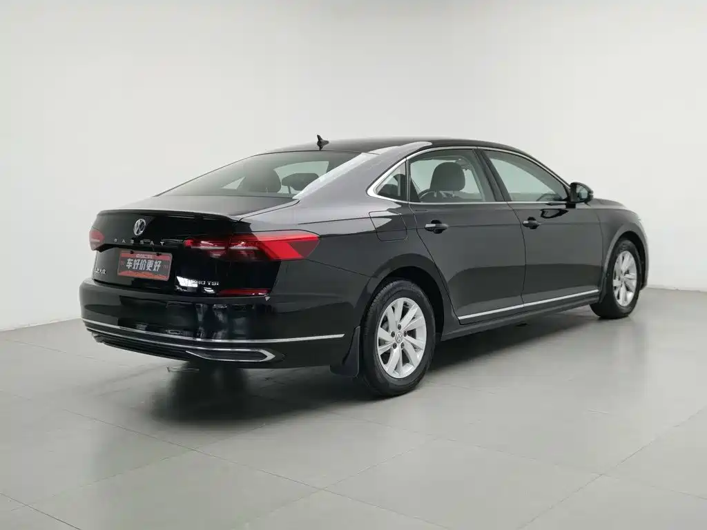 Volkswagen Passat — фото 2
