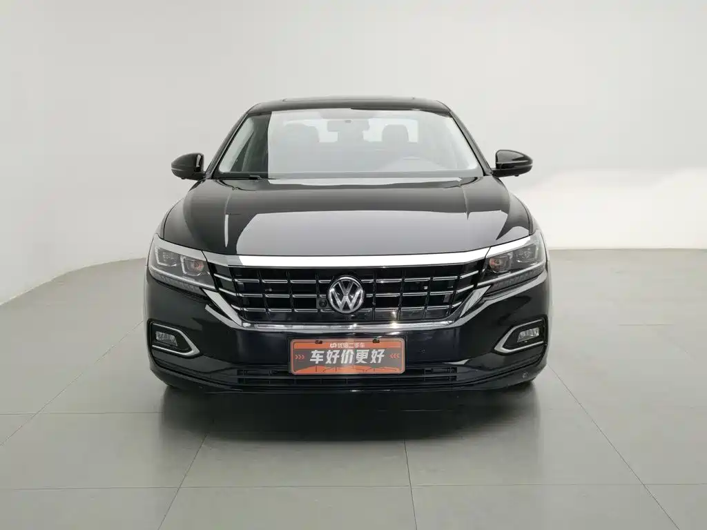 Volkswagen Passat — фото 3