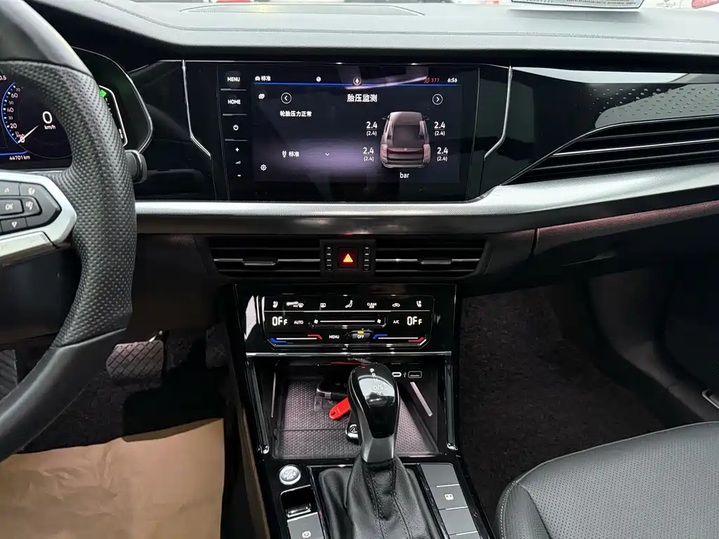 Volkswagen Passat — фото 15